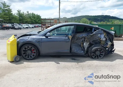 2022 Tesla Model Y Performance Dual Motor All-Wheel Drive из США, поврежденный, VIN 7SAYGDEF5NF534867